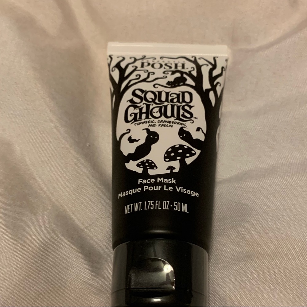 Perfectly posh face mask